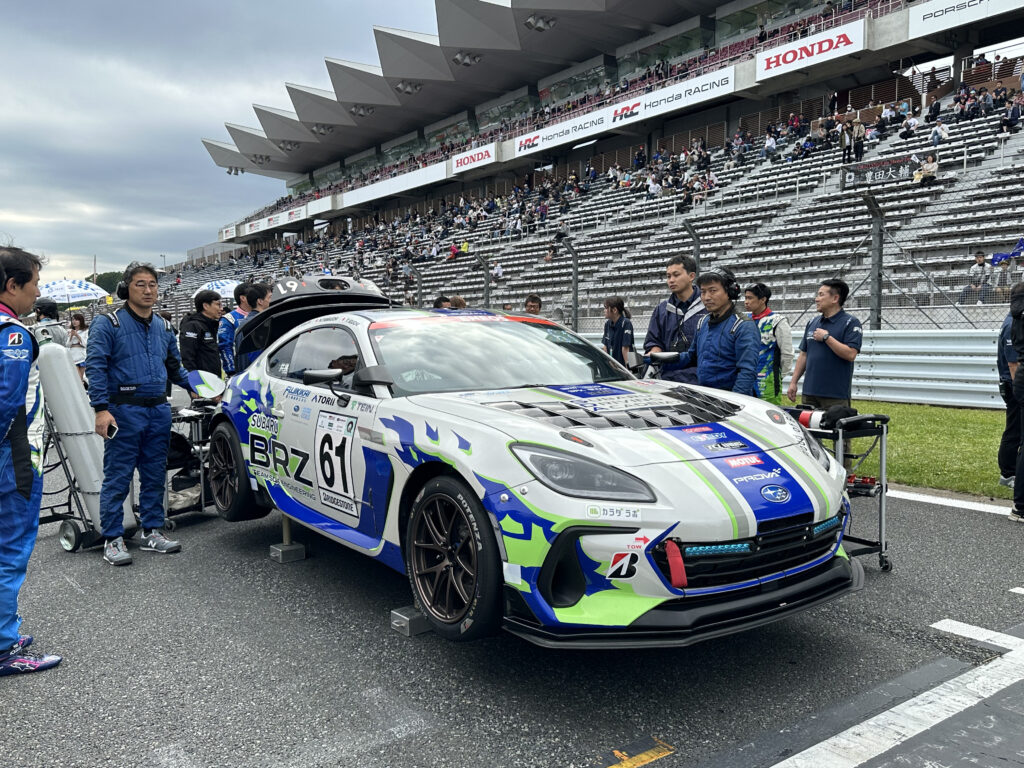 BRZのスーパー耐久ST-Qラストラン富士24時間レースに密着 andrace_BRZ_lastrun_001