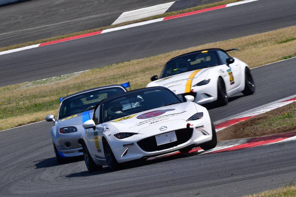 ロードスターカップ|軽量スポーツのポテンシャルを引き出すワンメイクレース