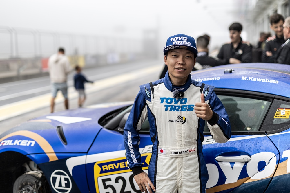 過酷なニュルでも好記録！TOYO TIRE社員ドライバー宮園拓真の「三刀流」