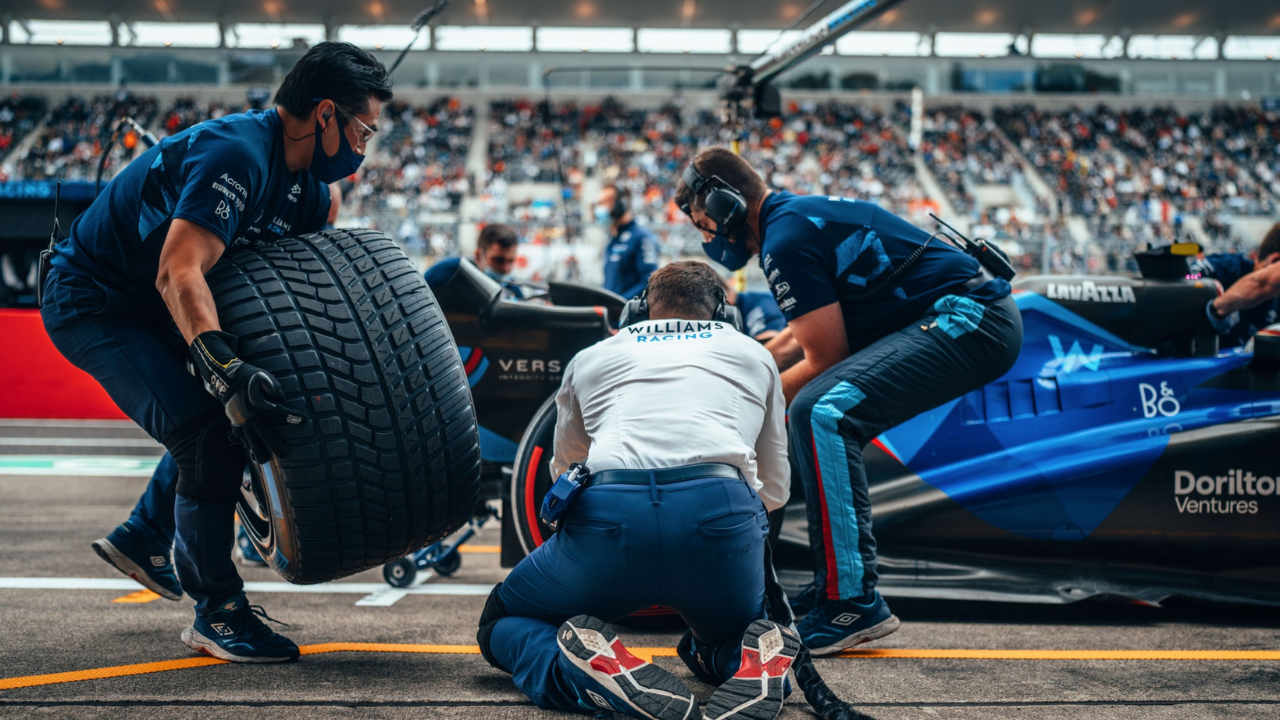 白幡勝広｜F1タイヤ交換の仕事について1 #98