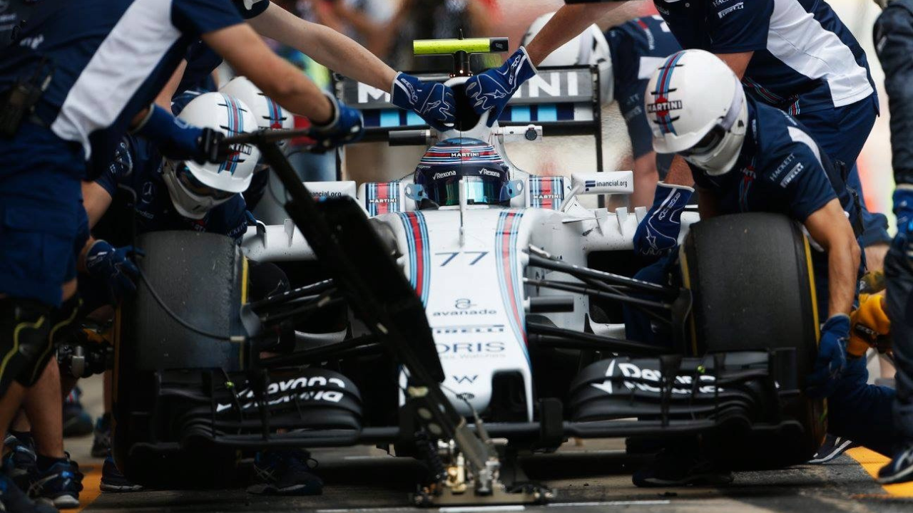 白幡勝広｜F1タイヤ交換の仕事について2 #99